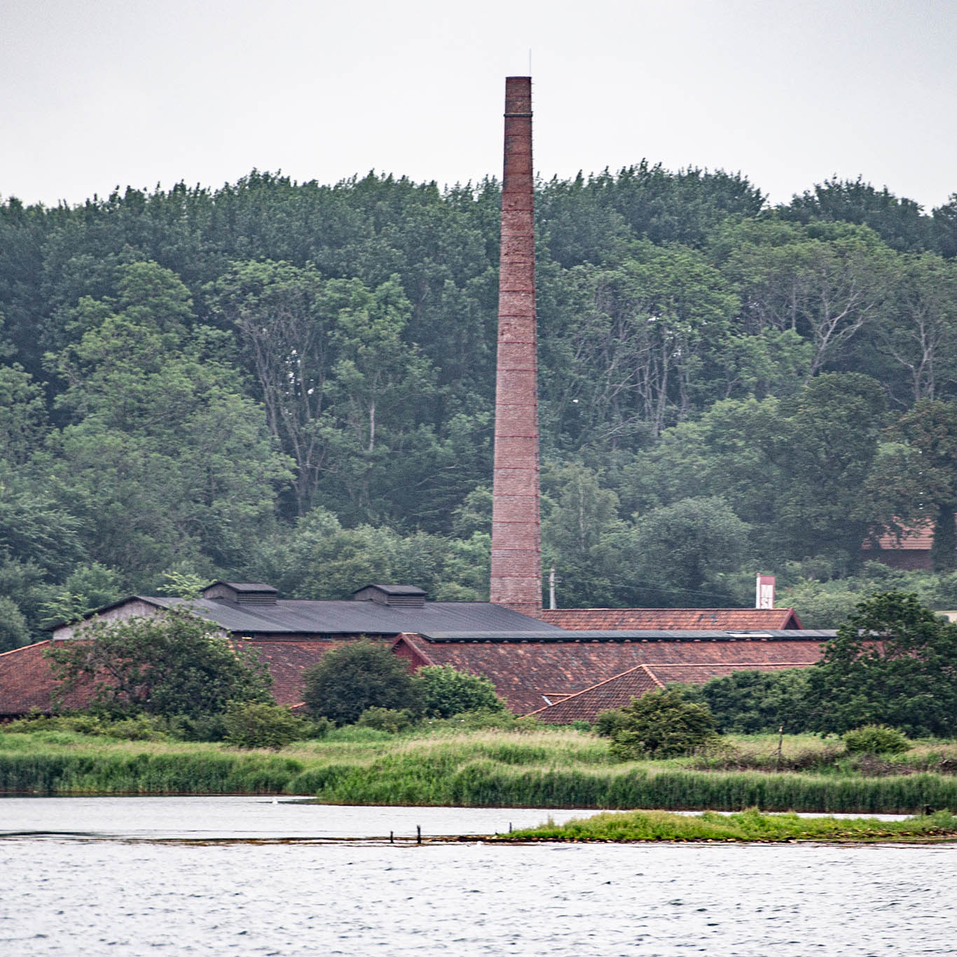 Cathrinesminde von der Seeseite aus gesehen.